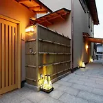 Kyojuku Usagi - Vacation Stay 46044V