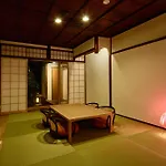 Yadoru Kyoto Hanare Shirotaki No Yado