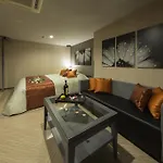 Hotel In The Green (Adults Only)