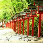 Kyoto Stay Sakura Kiyomizu Yae