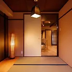 Kanade Inari-Sandomae