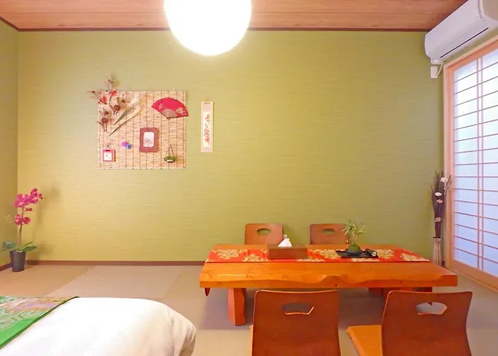 Fukenouchi House