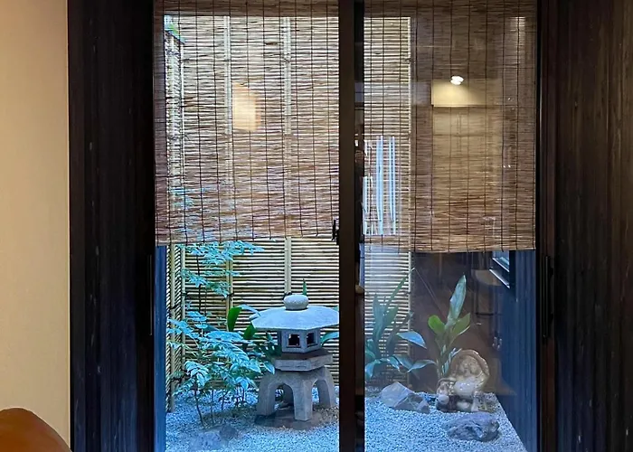 Nishodo Machiya Hikaru Gojo