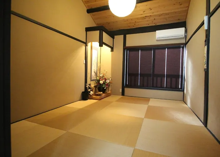 Rakuya Karasuma Gojo - Vacation Stay 13636V