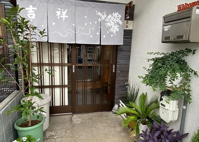 Kissho Minpaku 1 Station To Kyoto Station, Jr Nishi-Oji Station North Exit, Within Walking Distance Of Umekoji Park, Laundry And Cooking, Free Bicycles For 2 People