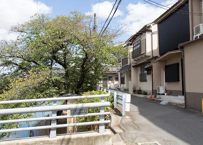 Aoi-Riverside Old Townhouse