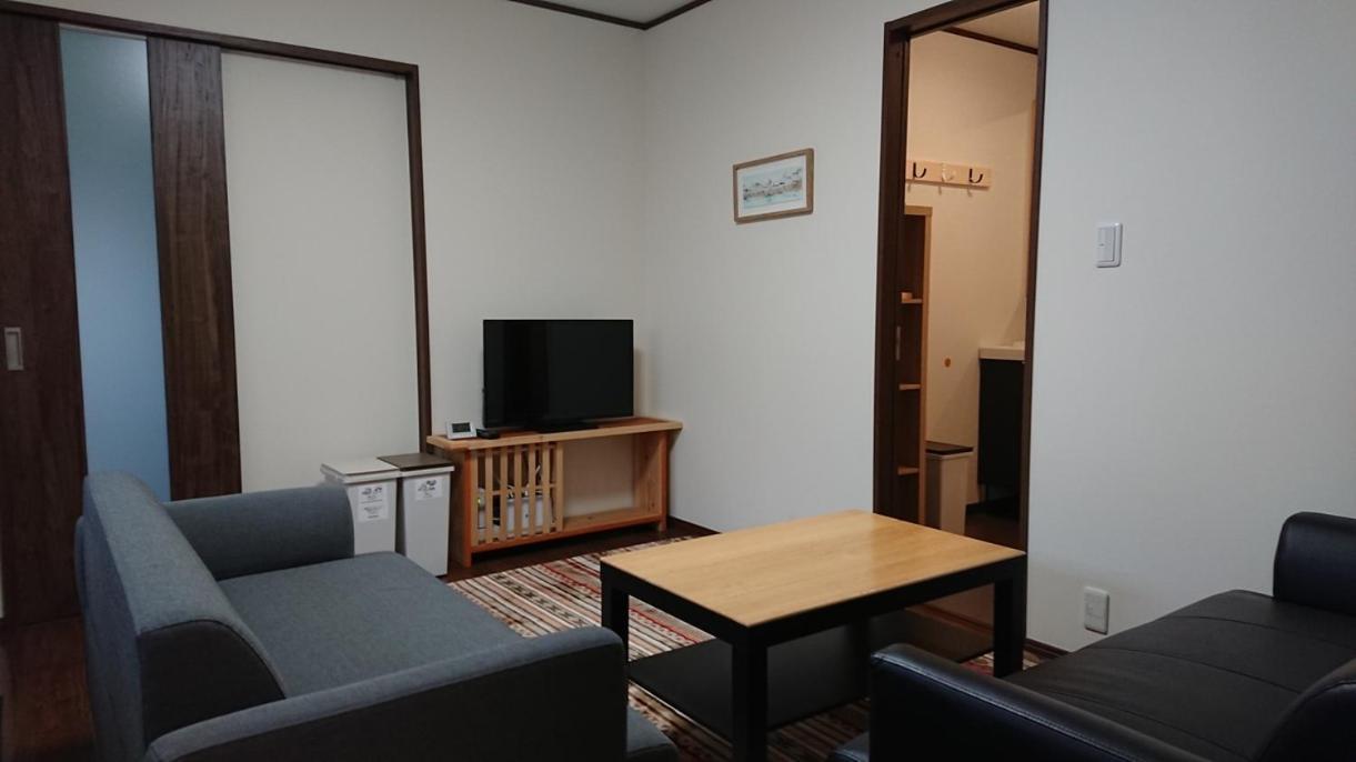 Holiday home 桃山ゲストハウス おかだ *