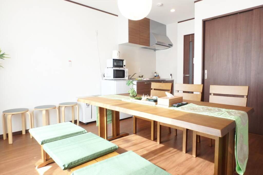 Fukenouchi House *