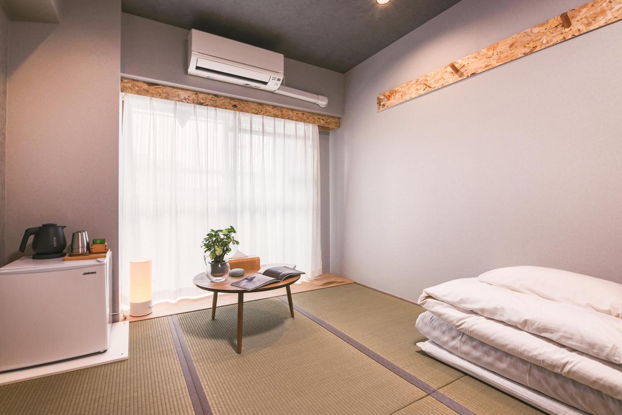 Wayfarer Shijo Hotel 3*