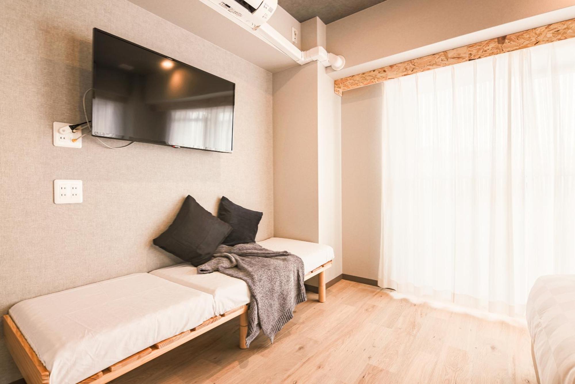 Wayfarer Shijo Hotel