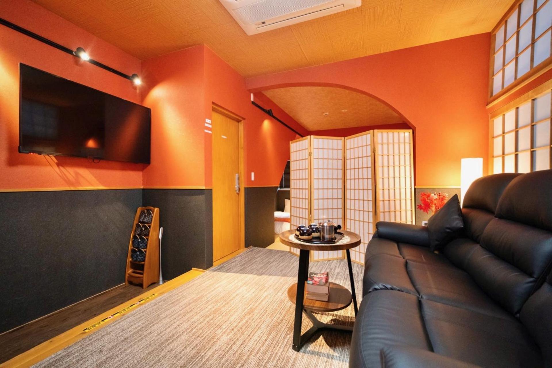 Apartment ゼロイン祇園三条 *