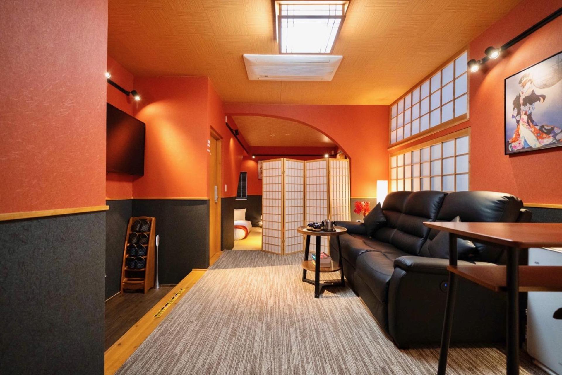 Apartment ゼロイン祇園三条 *
