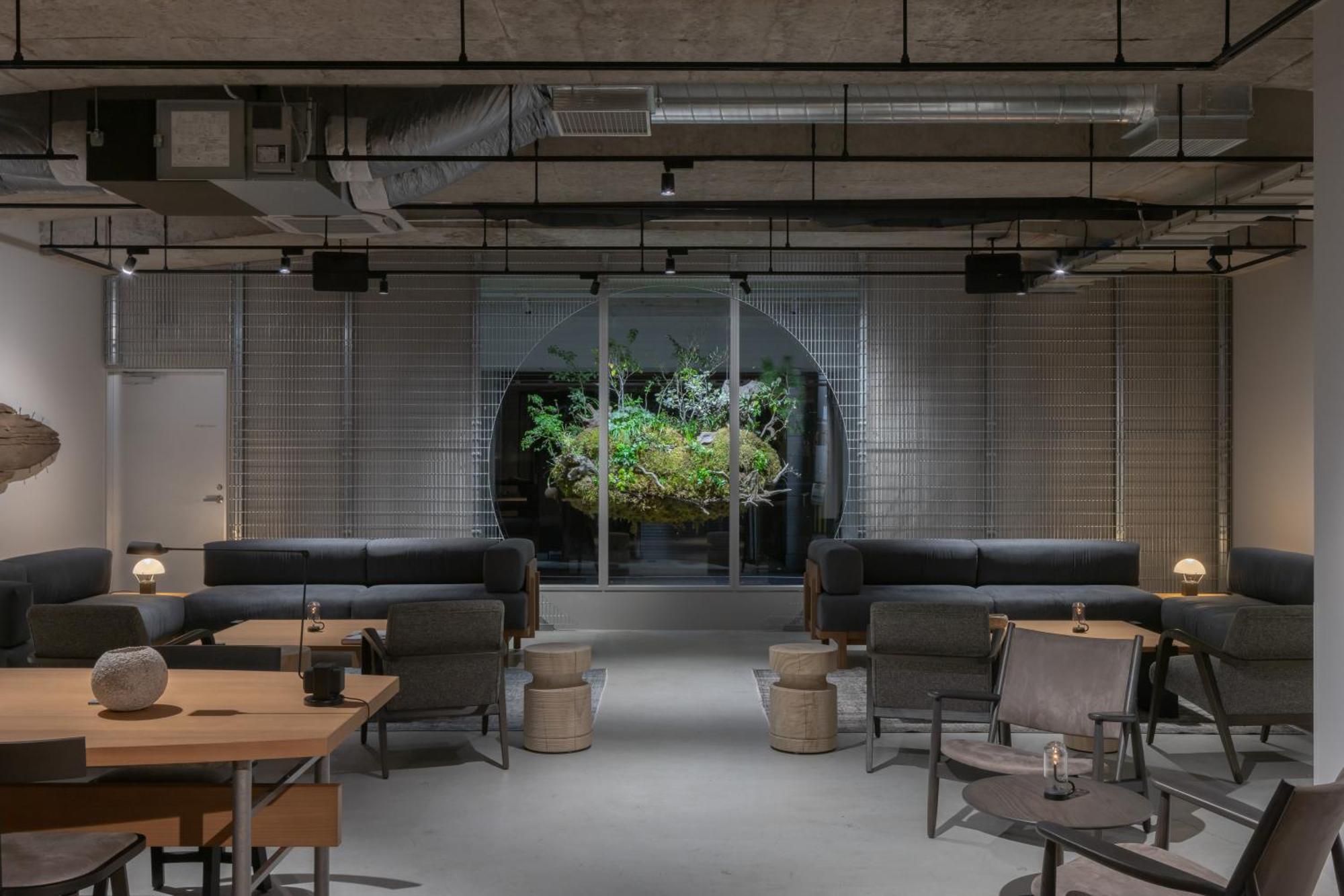Rakuro By The Share Hotel