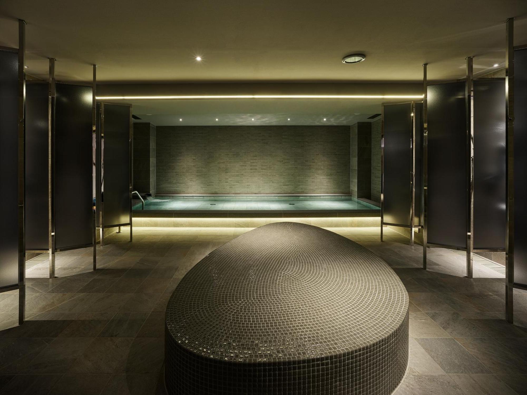 Sequence Gojo Hotel