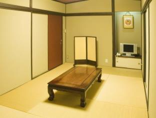 Yadoya Nishijinso Ryokan