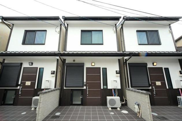 - House / Vacation 72220 *