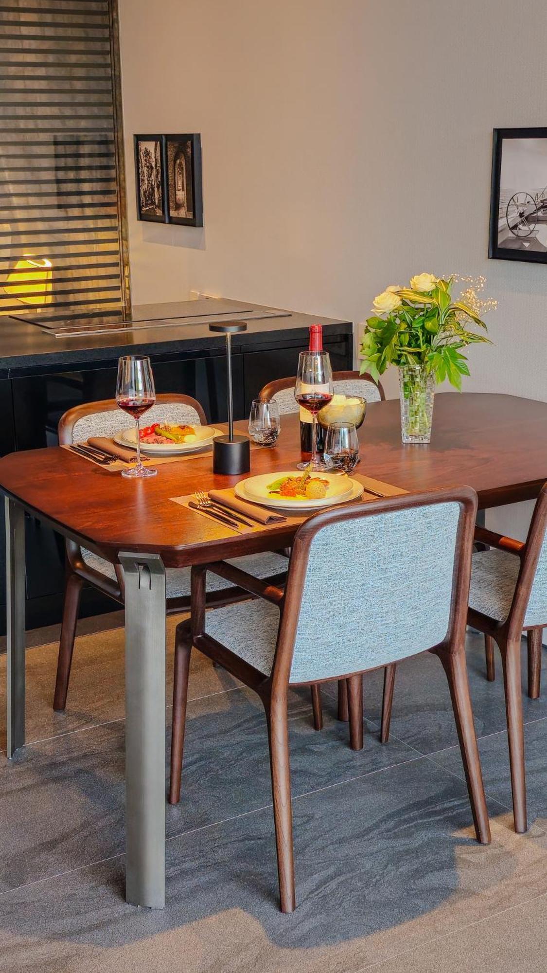 Kamo Residences By Reflections Hotel
