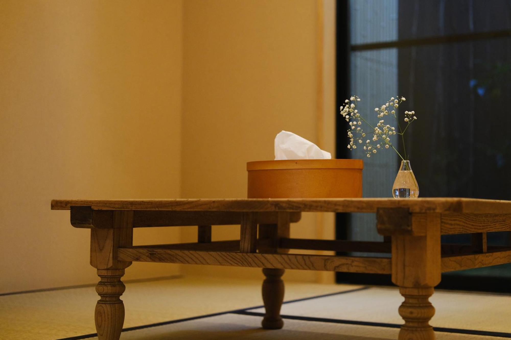 Sloom Reclusive Kyo-machiya In Higashiyama Kyoto