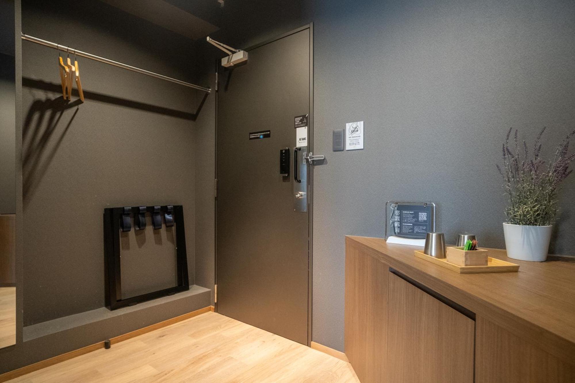 Wayfarer Shijo Hotel