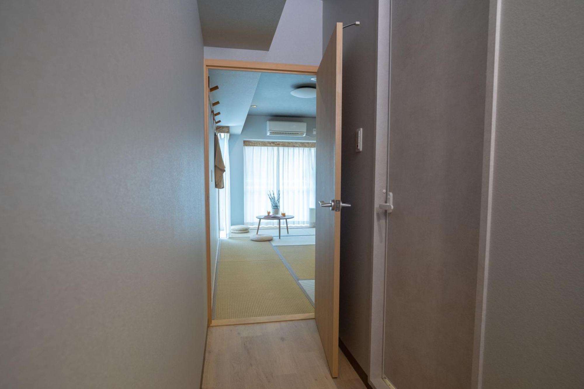 Wayfarer Shijo Hotel 3*