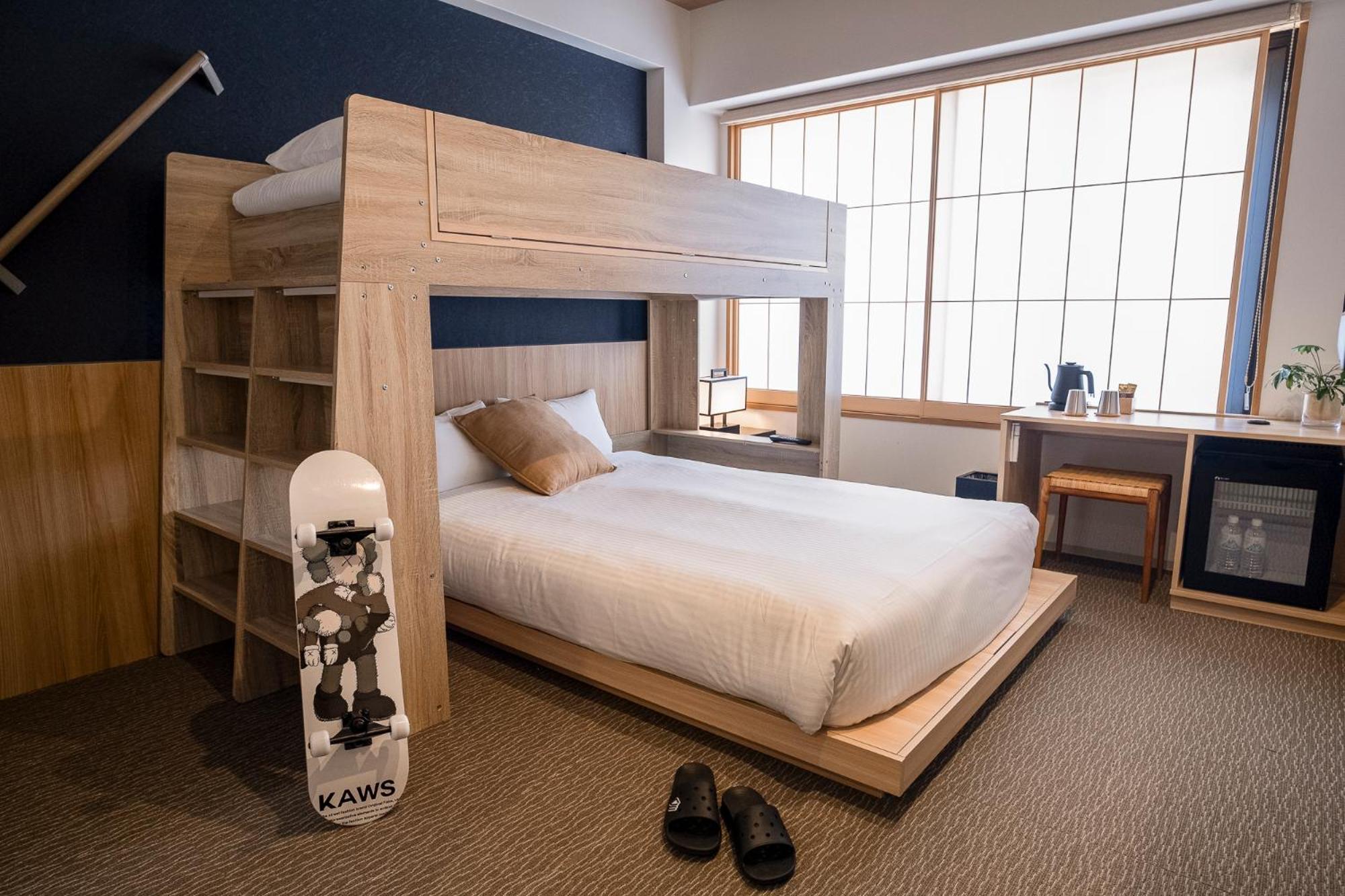 Wayfarer Shin Hotel 3*