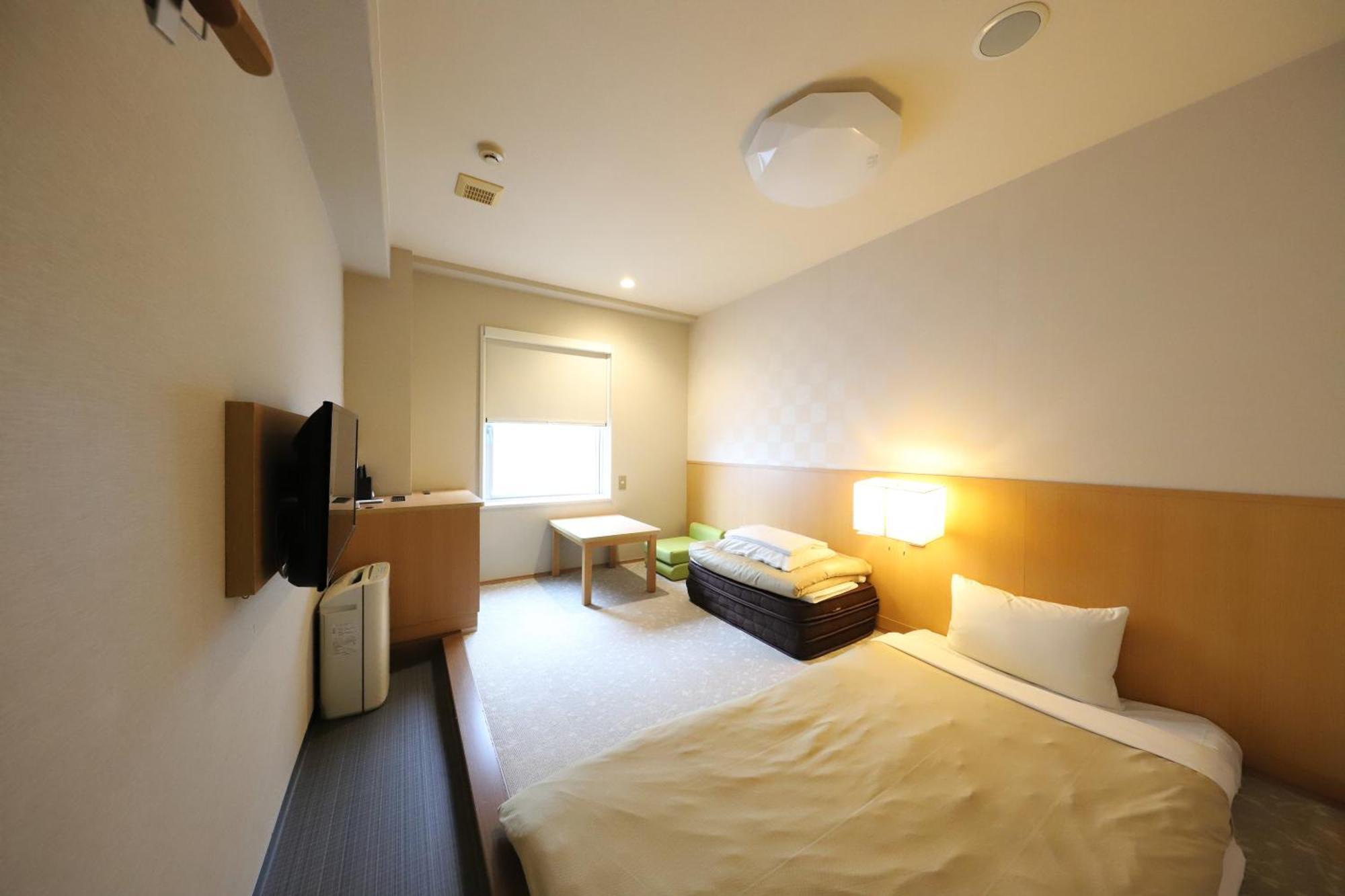 Hotel Smile Karasuma Gojo