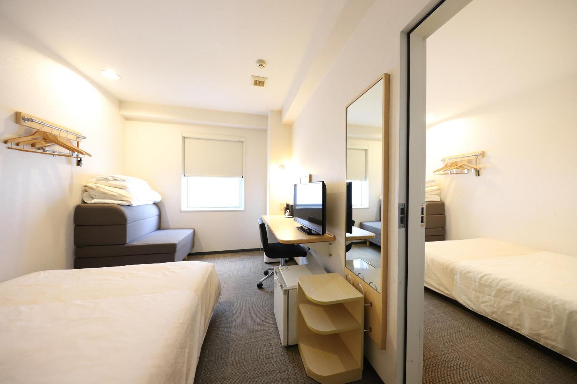Hotel Smile Karasuma Gojo