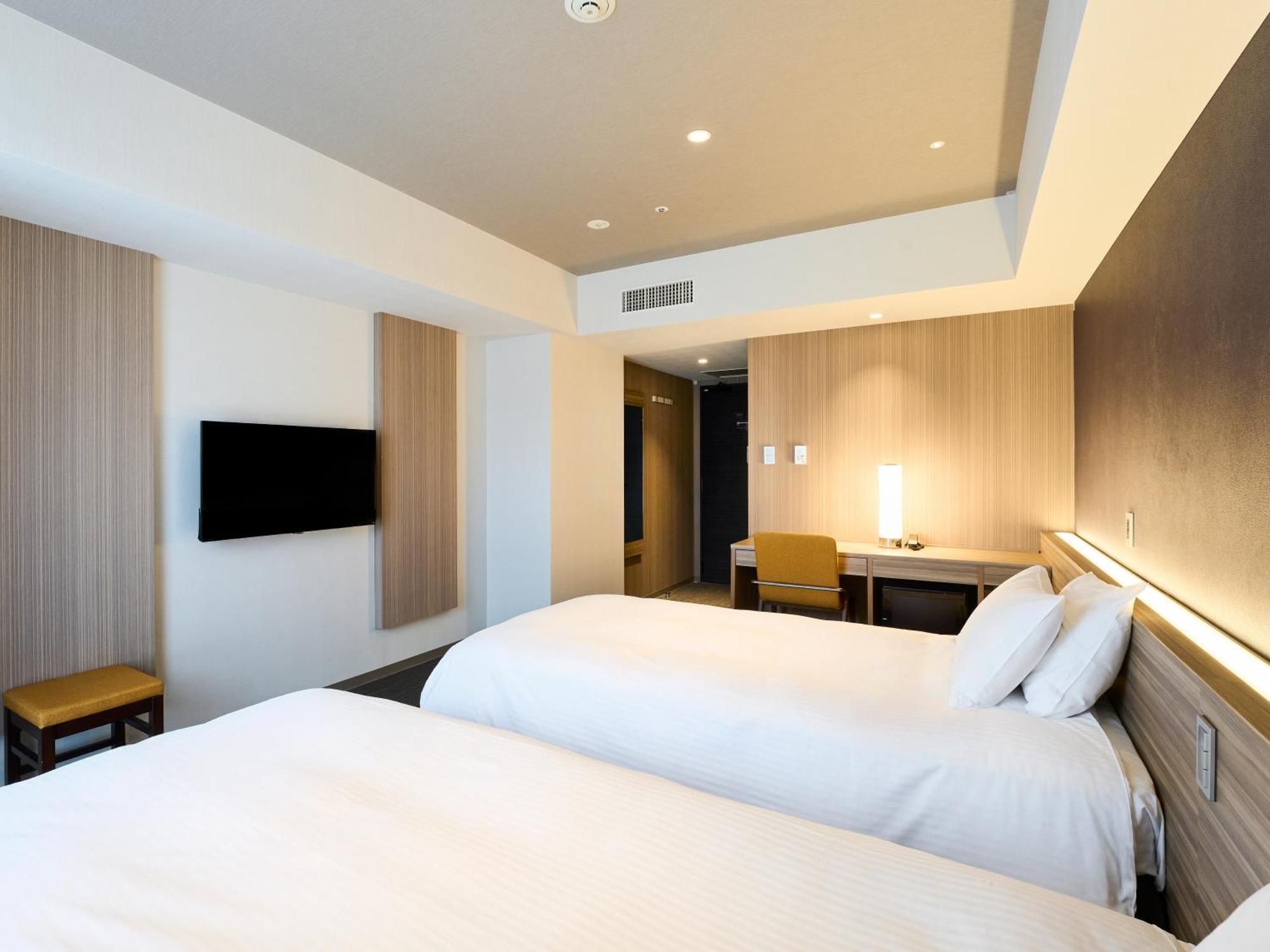 Hotel Elcient Kyoto Hachijoguchi 3*