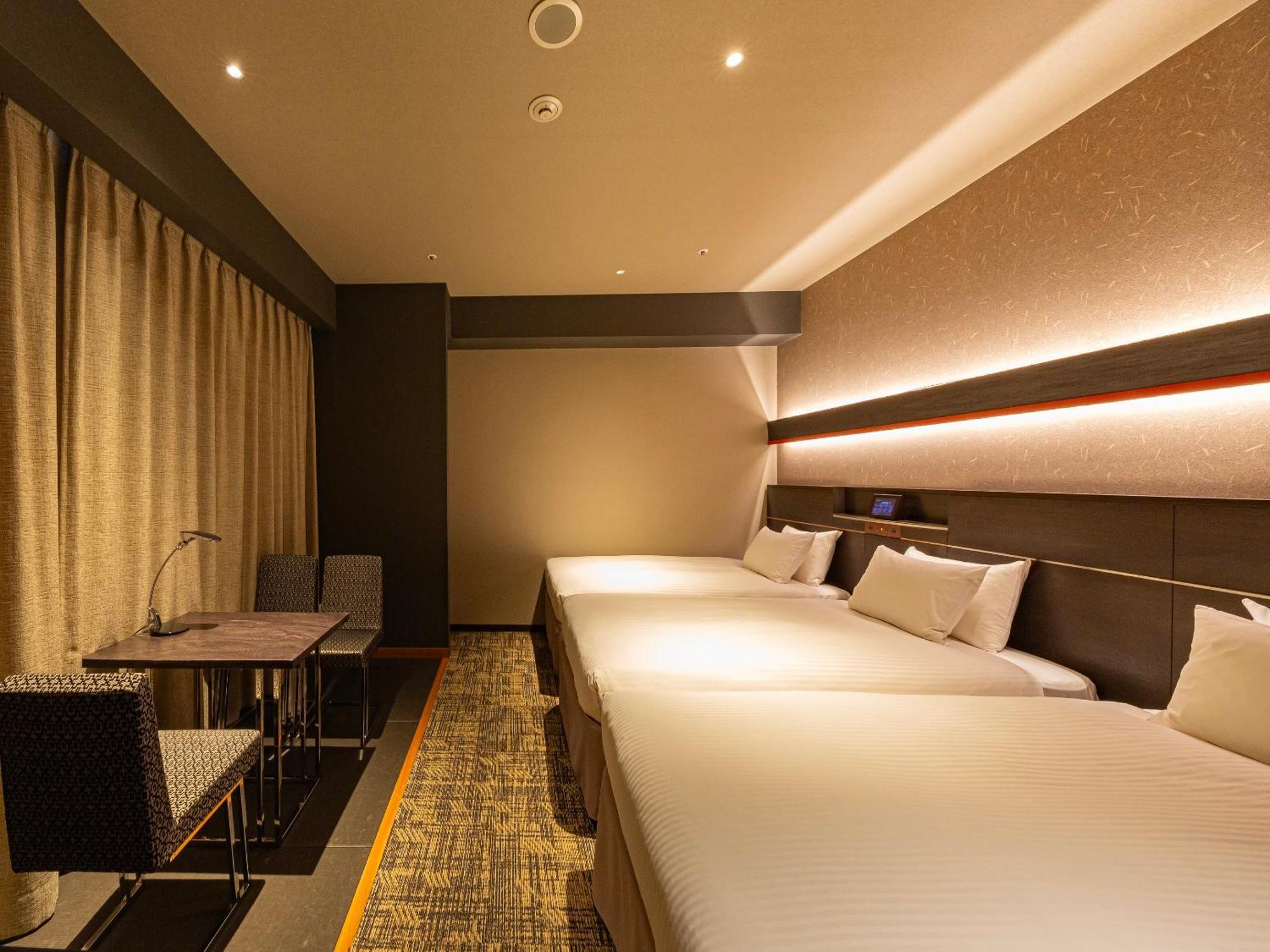 Keihan Hachijoguchi Hotel