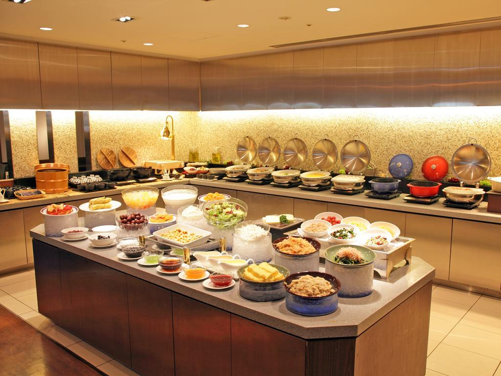 Royal & Hotel 4*