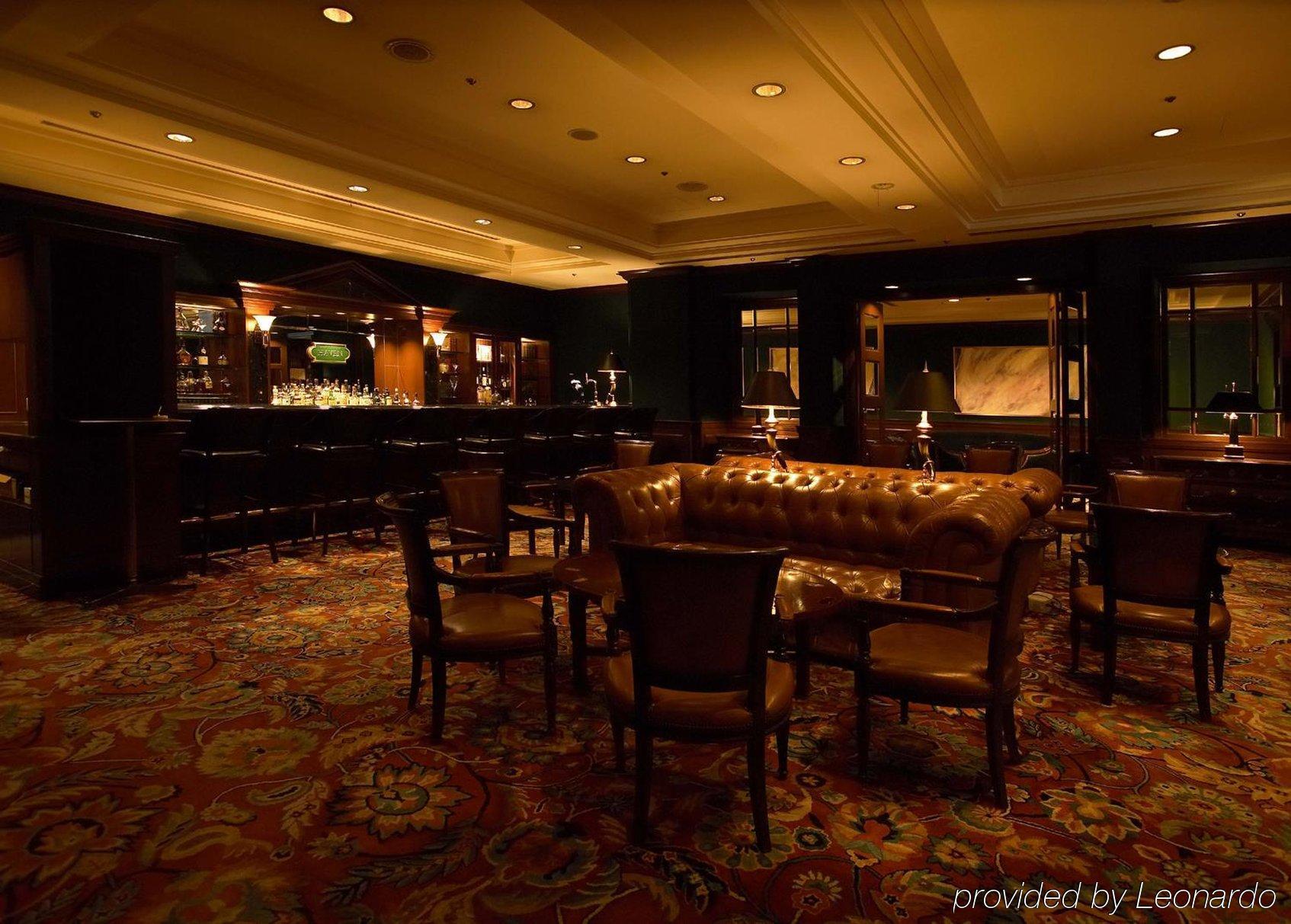 Hotel Royal &