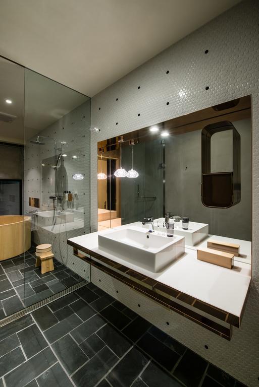 Hotel Anteroom 3*