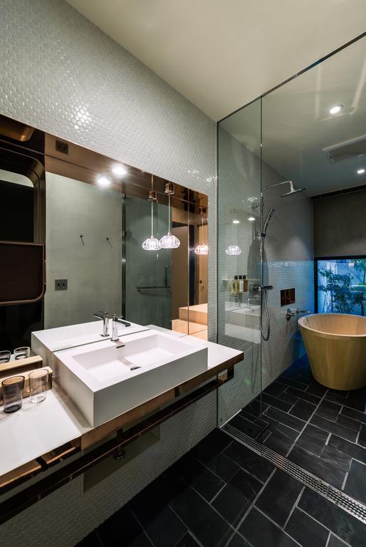 Hotel Anteroom 3*