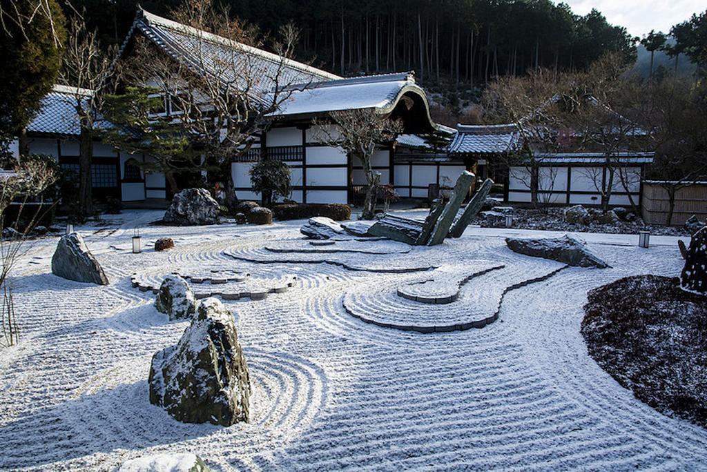 Zen Kinkaku-ji Temple Kyoto