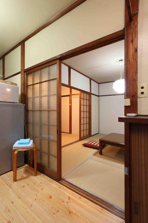 Golden Pavilion House Hotel