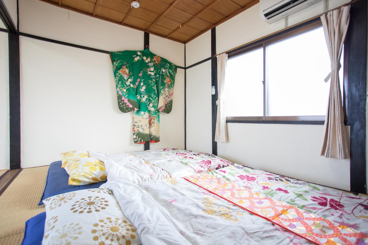 Aoi-riverside Old Townhouse *