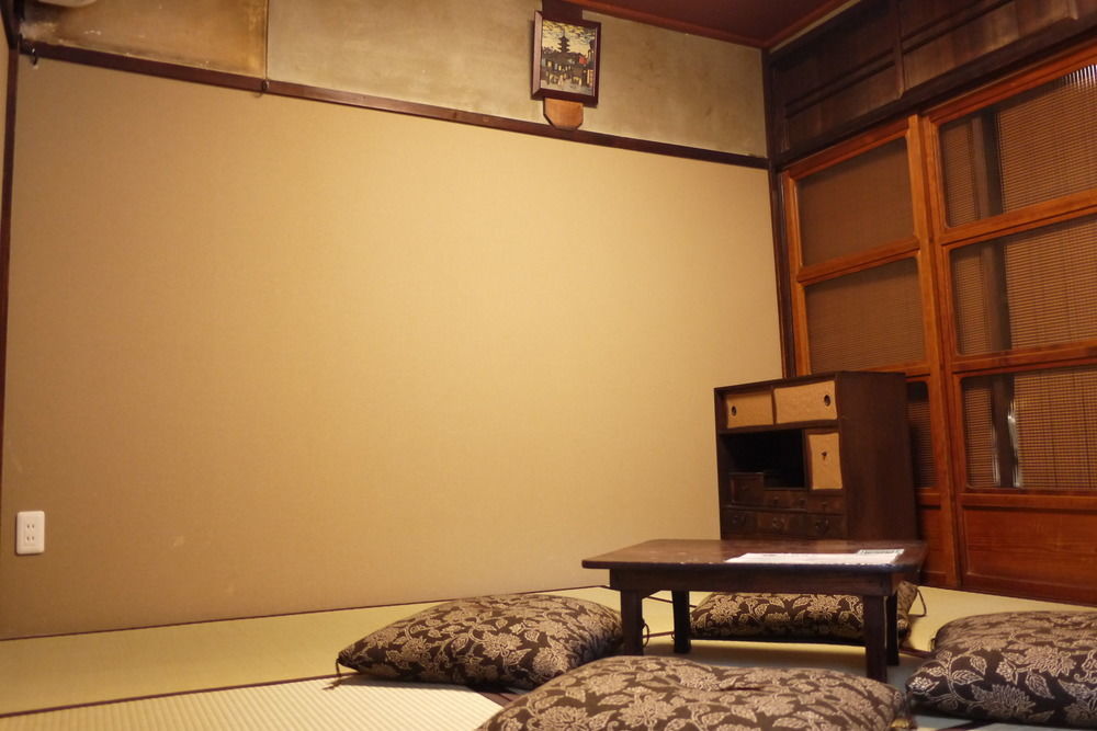 Guest house Guest House Taiko-Ya Bettei 180 Year Old Authentic Traditiona House *