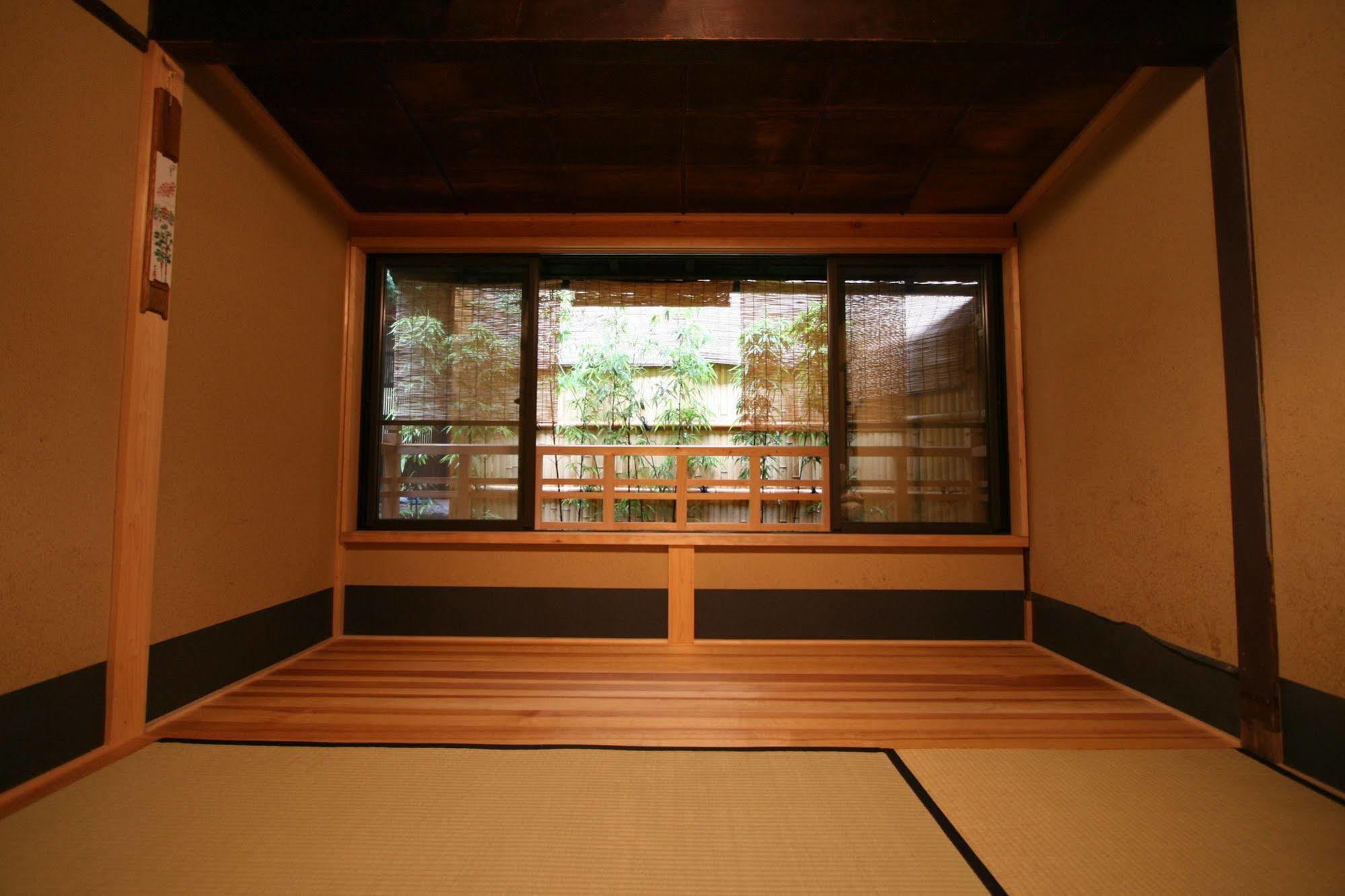 Oyado Sato *