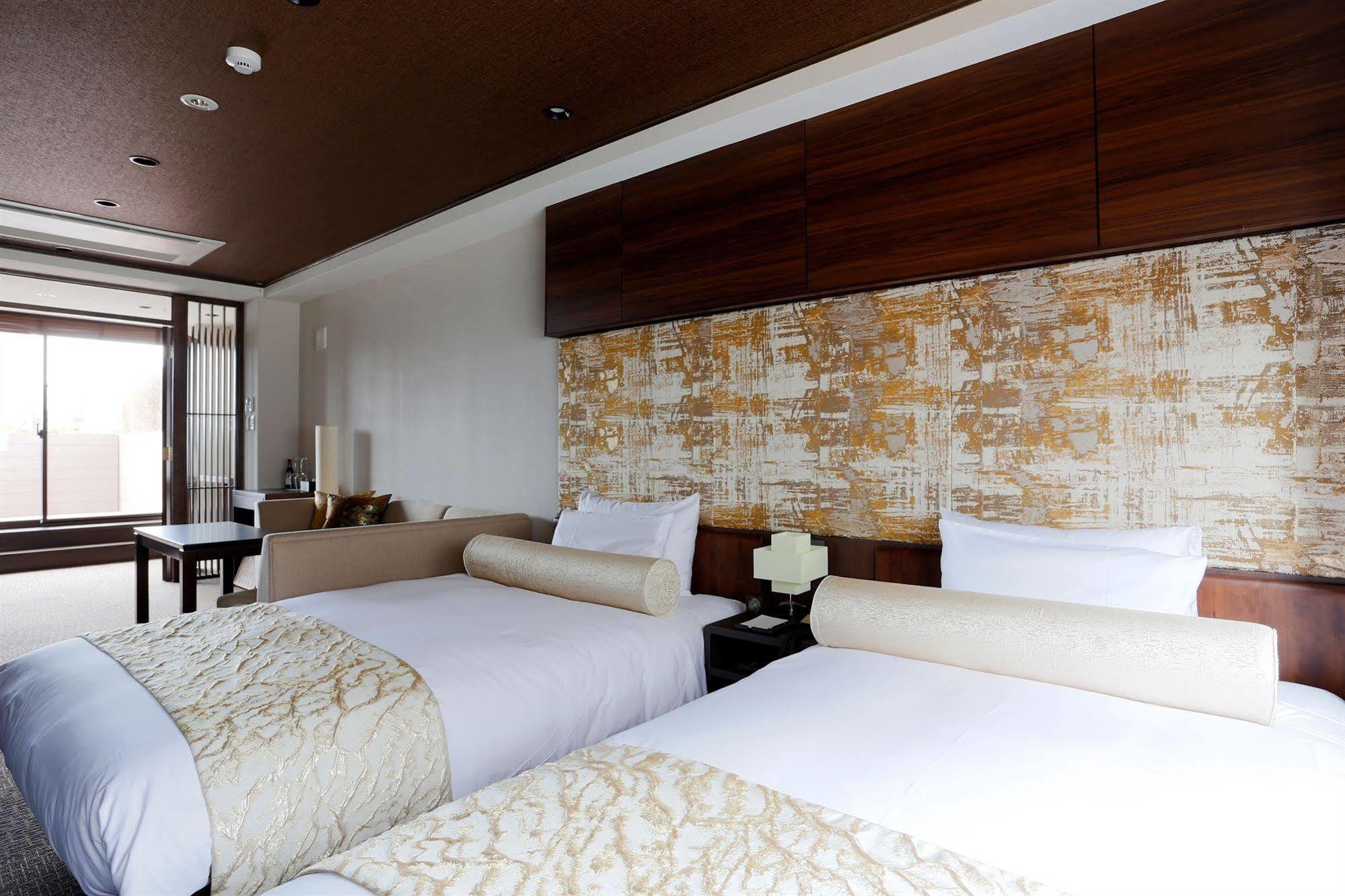 Gracevilla Nijo-jo Castle Aneyakoji Hotel 4*