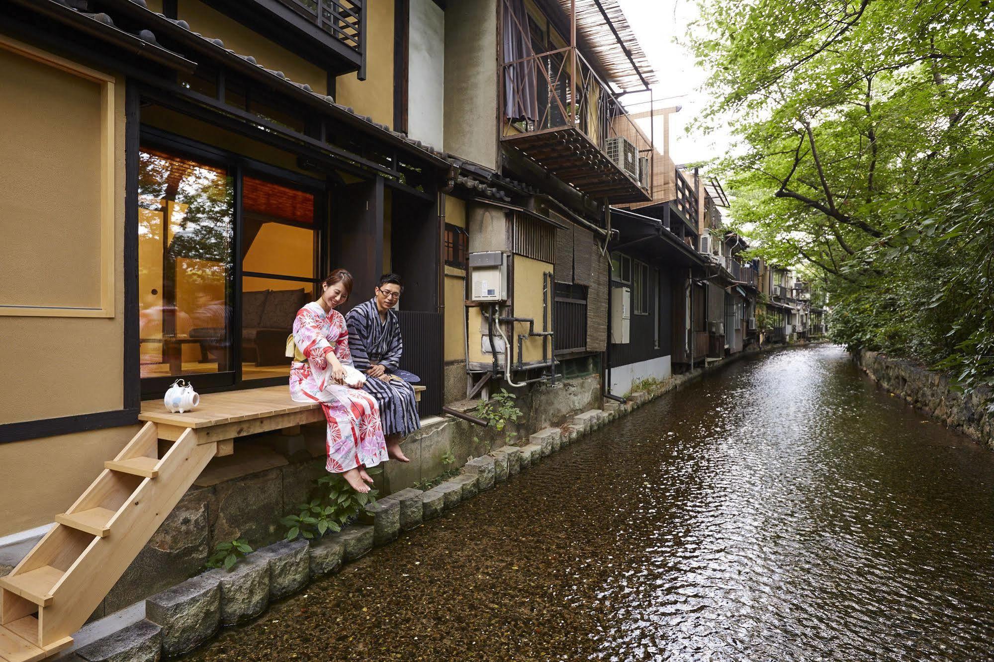 Rinn Shijo Takasegawa *