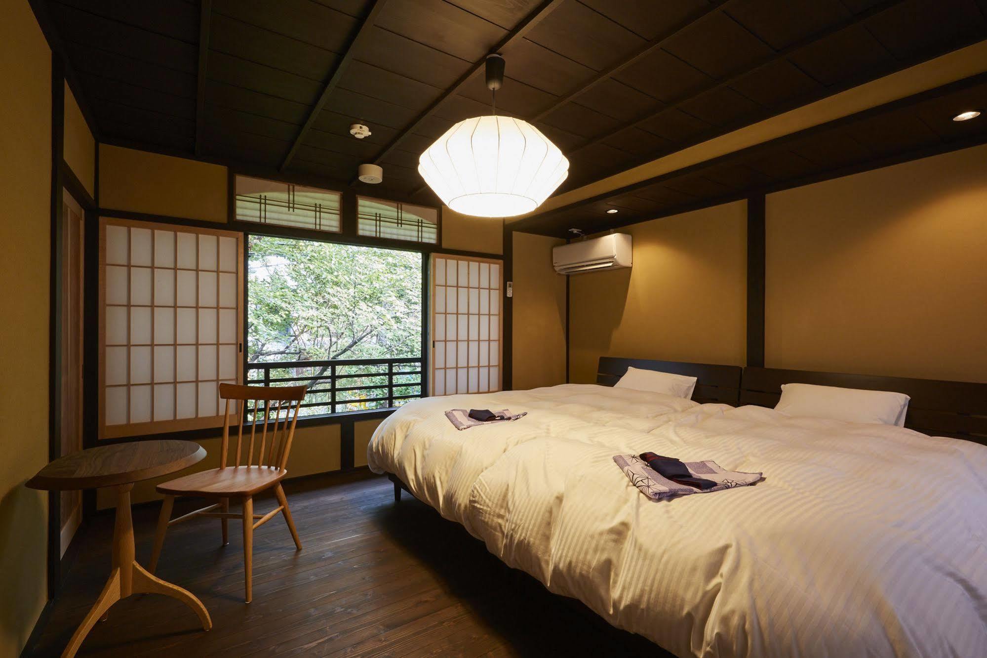 Rinn Shijo Takasegawa Kyoto