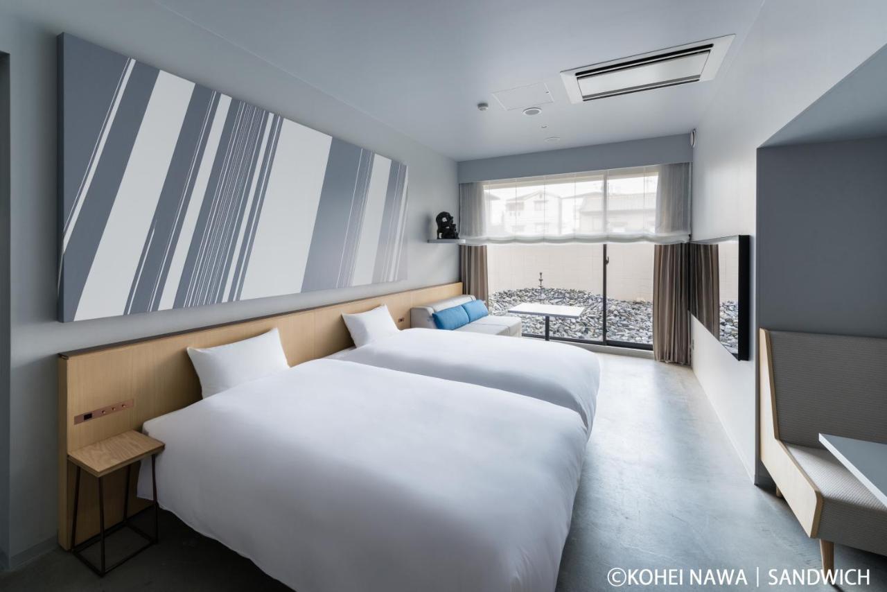 Anteroom Hotel