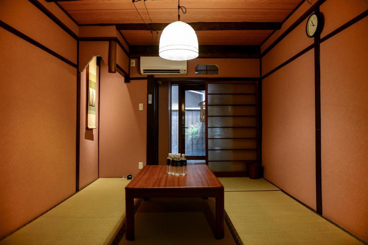 Nishioji Tanuki 西大路 狸 Holiday home Kyoto