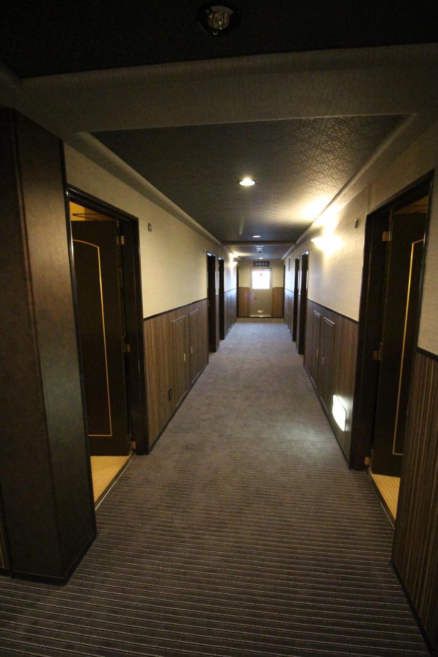 Horikawa Hotel 2*