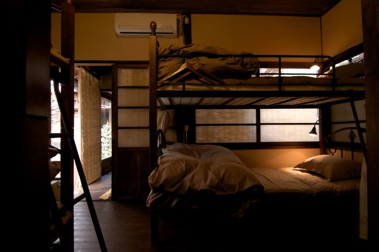 Kazariya Guest house *