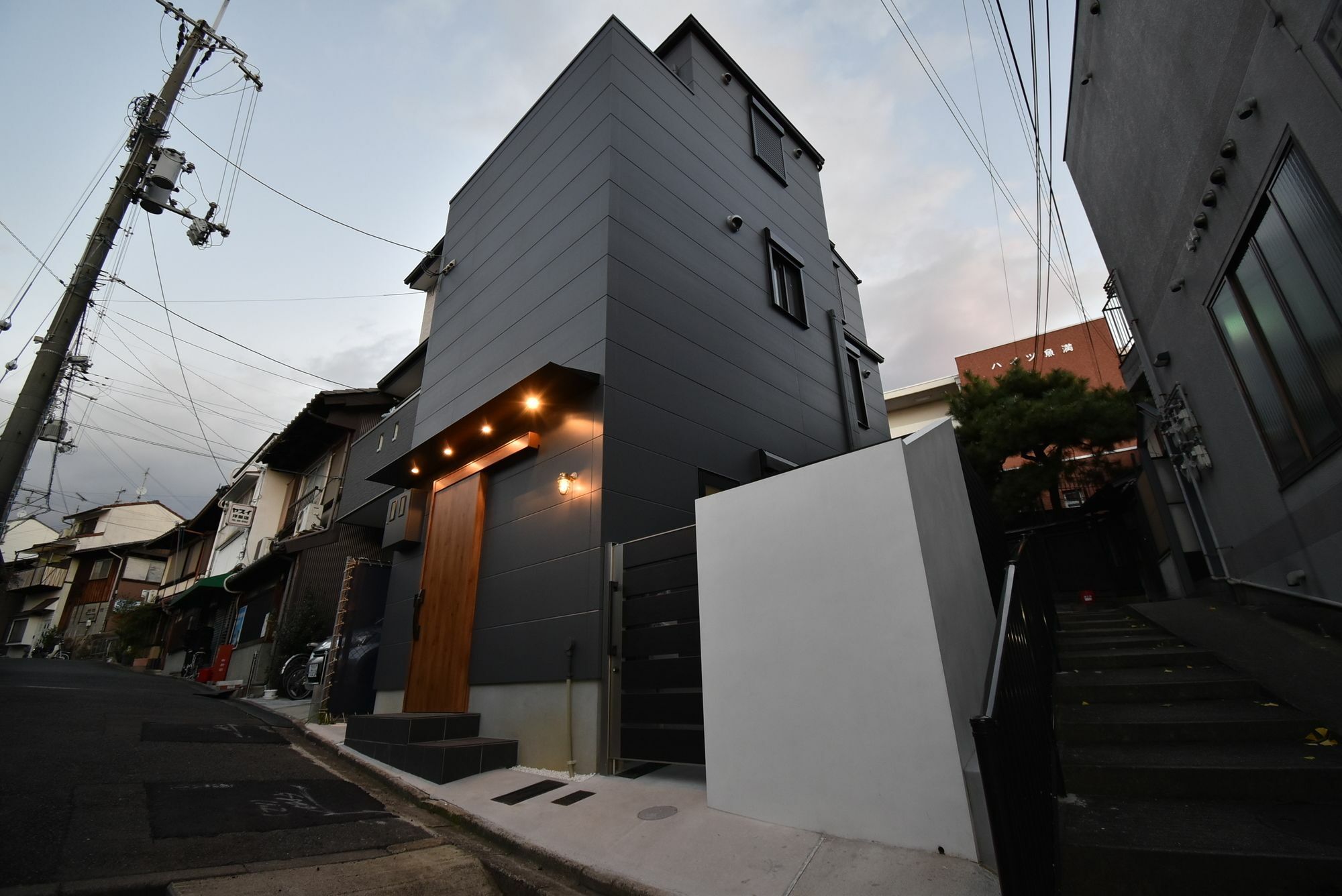 Guest house Ielife Higashiyama 101