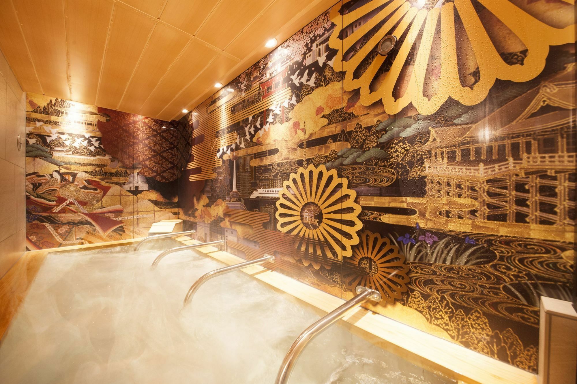 Centurion & Capsule hotel Kyoto