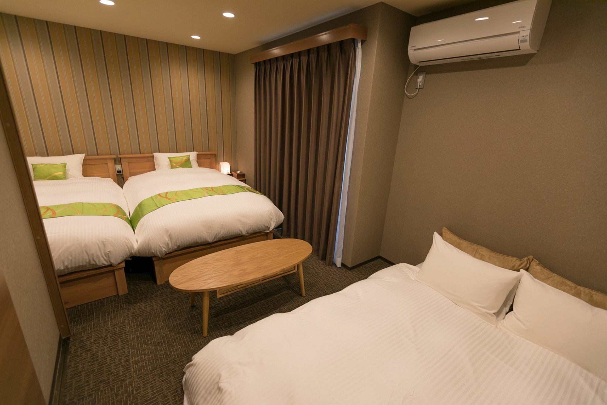 Sakura Nijo Seasons Aparthotel 3*