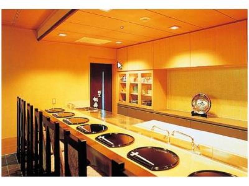 Gosho Nishi Heian Hotel