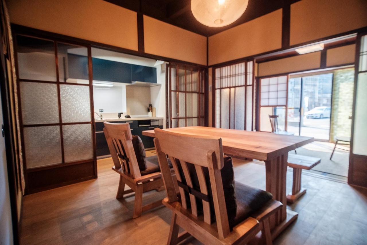 Apartment 谷町君 山科家 駅より30メートル *